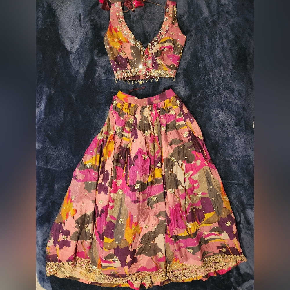 Beautiful Lehenga (Sari) for Indian wedding